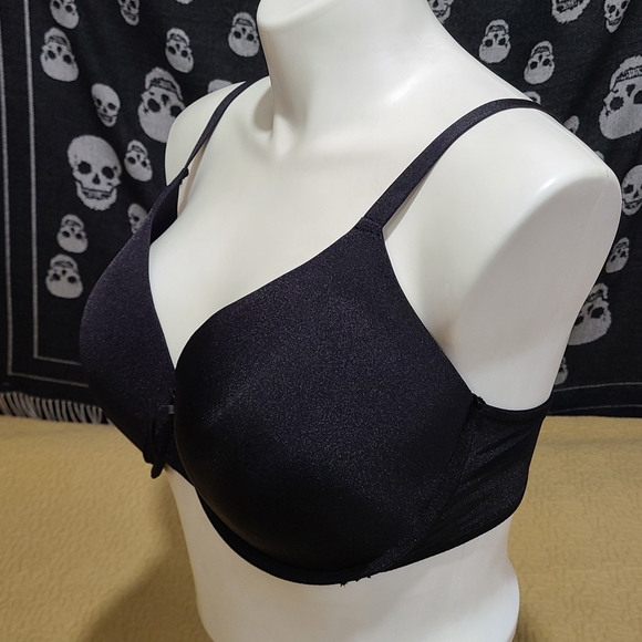 Secret Treasures bra size 40DD - Picture 3 of 9